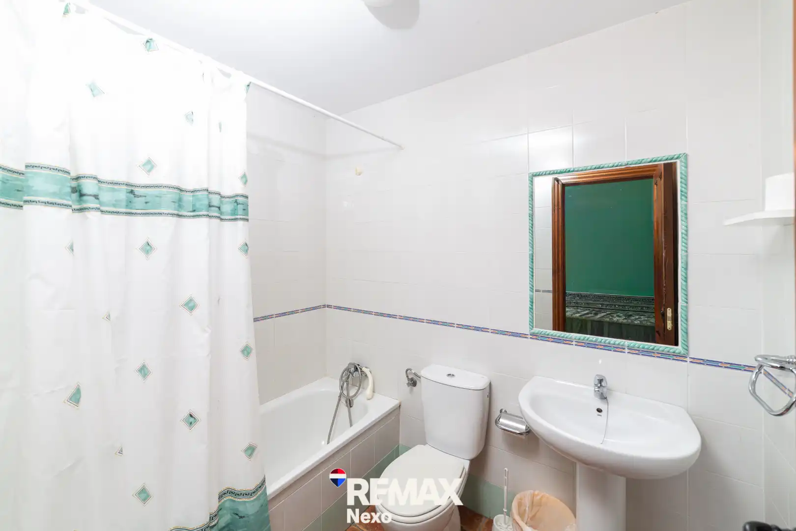 Bathroom of Buildings for sale in San Llorente