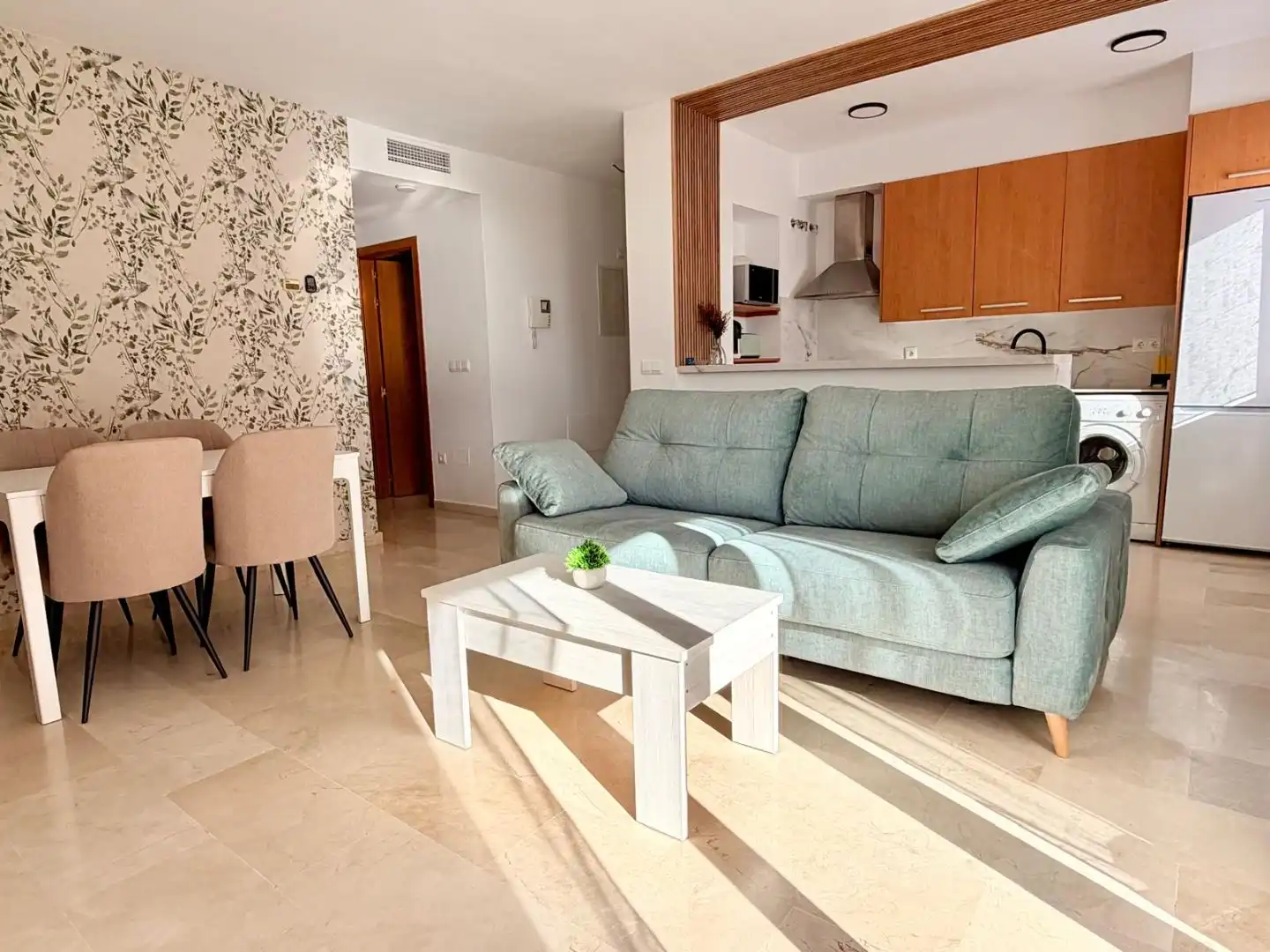 Wohnung mit Pool zum Verkauf in Maria de Maeztu 3
