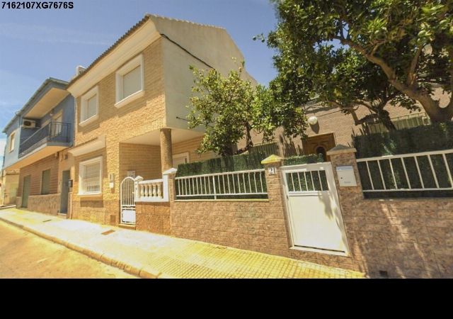 Vista exterior de Pis en venda en Cartagena
