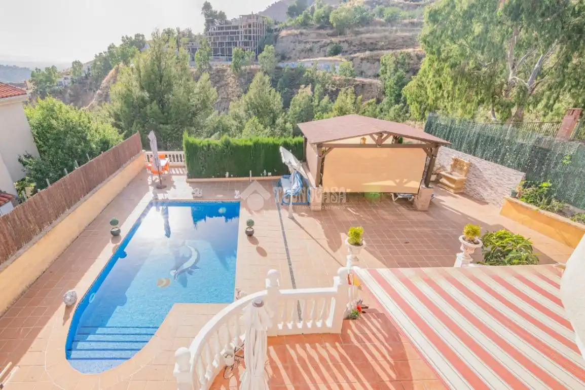 Swimming pool of Houses for sale in Cenes de la Vega  with Terrace and Swimming Pool