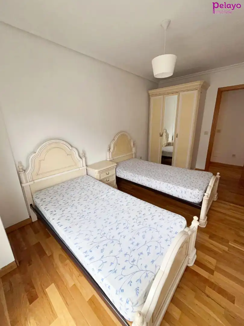 Bedroom of Flat for rent in Reocín  with Heating, Storage room and Furnished
