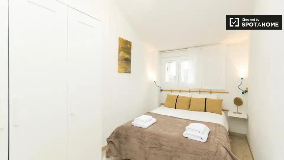 Habitació a Cortes - Huertas