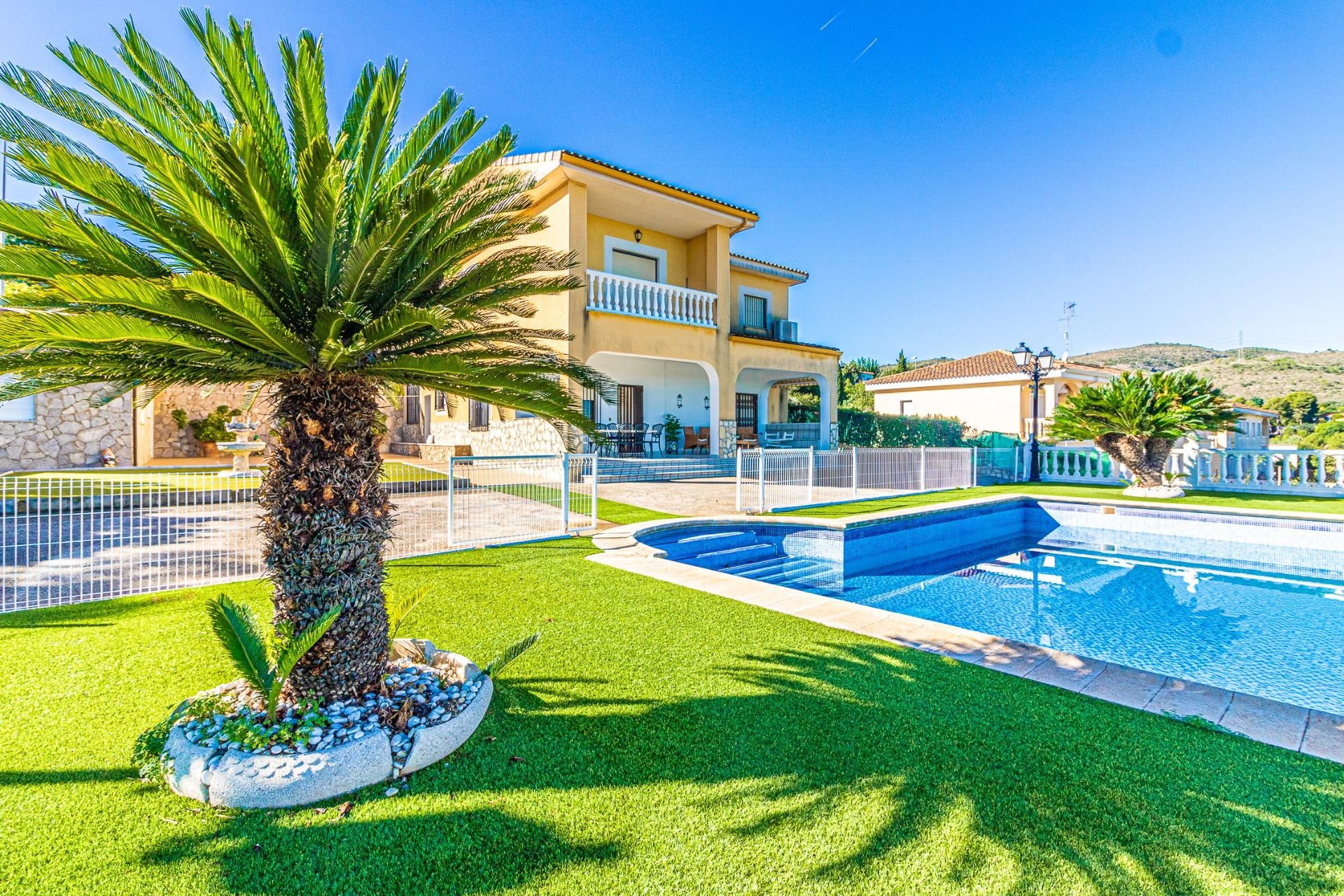 Garden of House or chalet for sale in Alberic  with Air Conditioner, Private garden and Terrace