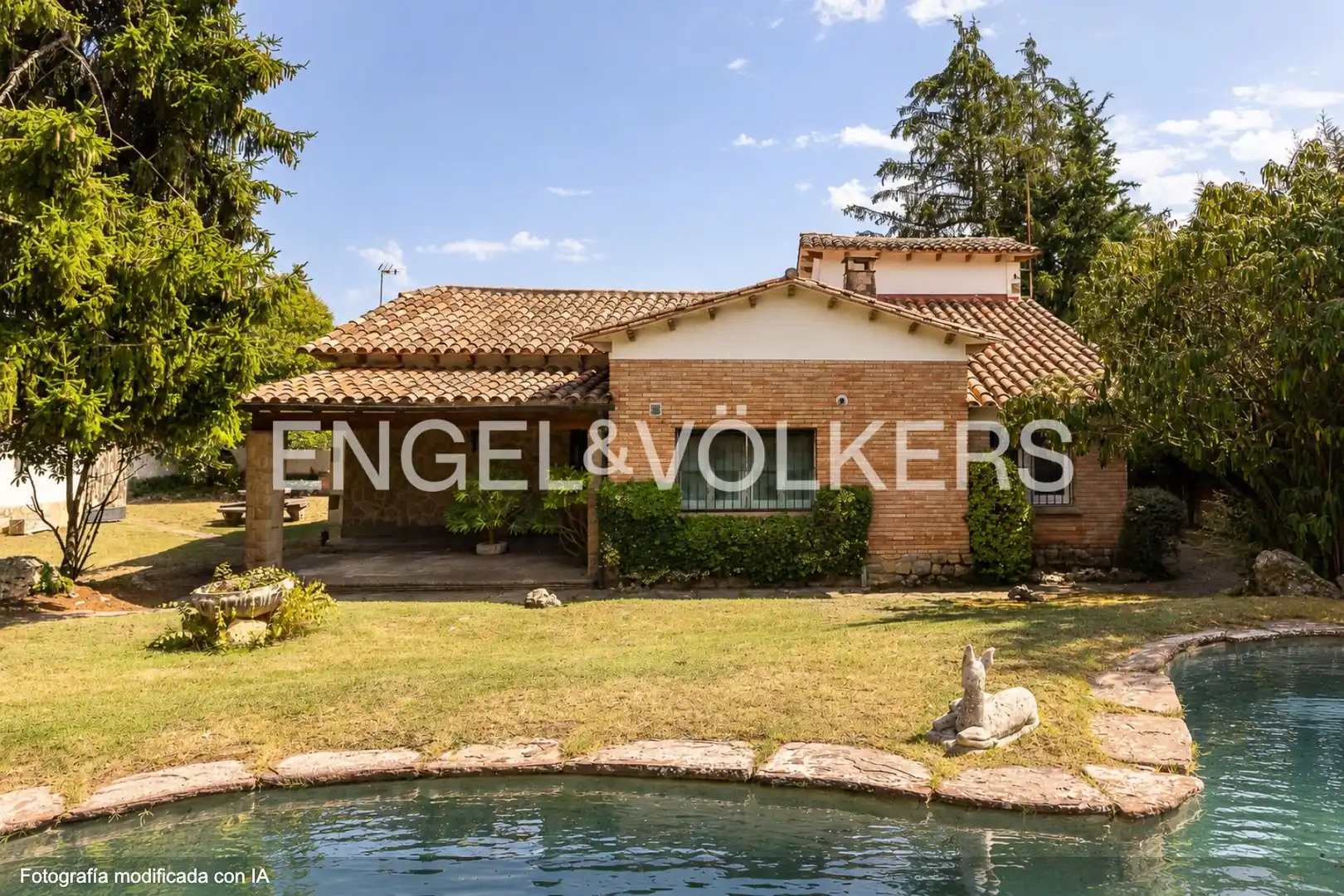 Vista exterior de Casa o xalet en venda en Tona amb Calefacció, Jardí privat i Piscina