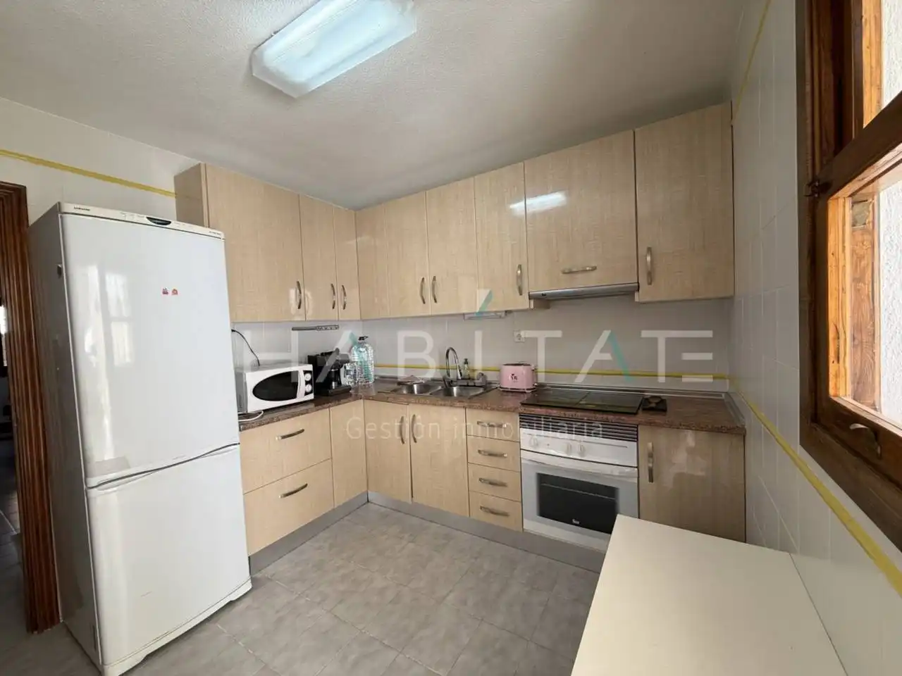 Cocina de Dúplex en venta en San Pedro del Pinatar con Aire acondicionado y Jardín privado