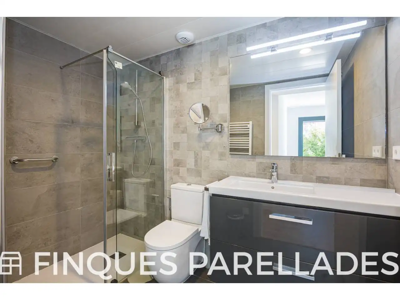 Baño de Piso en venta en Sitges con Aire acondicionado, Calefacción y Jardín privado