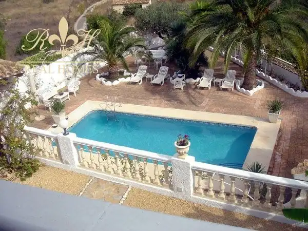 Swimming pool of Houses for sale in L'Alfàs del Pi  with Air Conditioner, Terrace and Swimming Pool