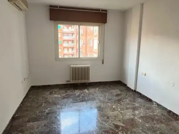 Habitación de Piso de alquiler en Genil