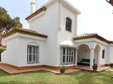 Villa mit Garten zur Miete in Calle Portugal 28