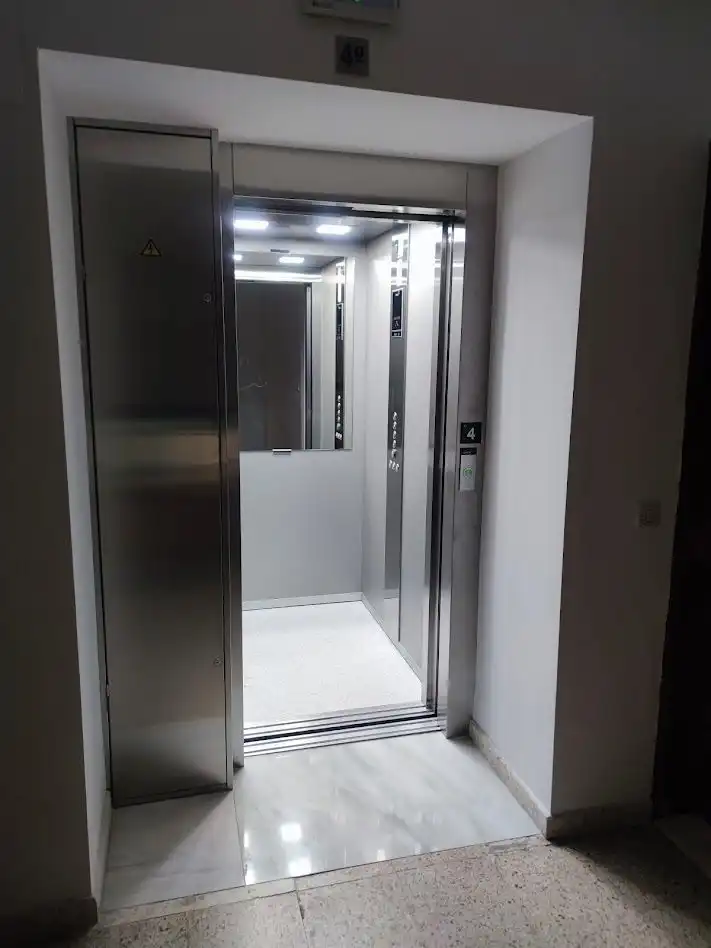 Flat for sale in Sevilla  with Air Conditioner and Storage room