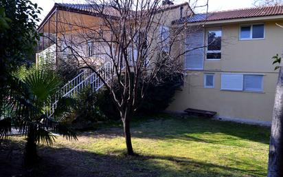 Jardí de Casa adosada de lloguer en La Moraleja amb Calefacció, Jardí privat i Terrassa