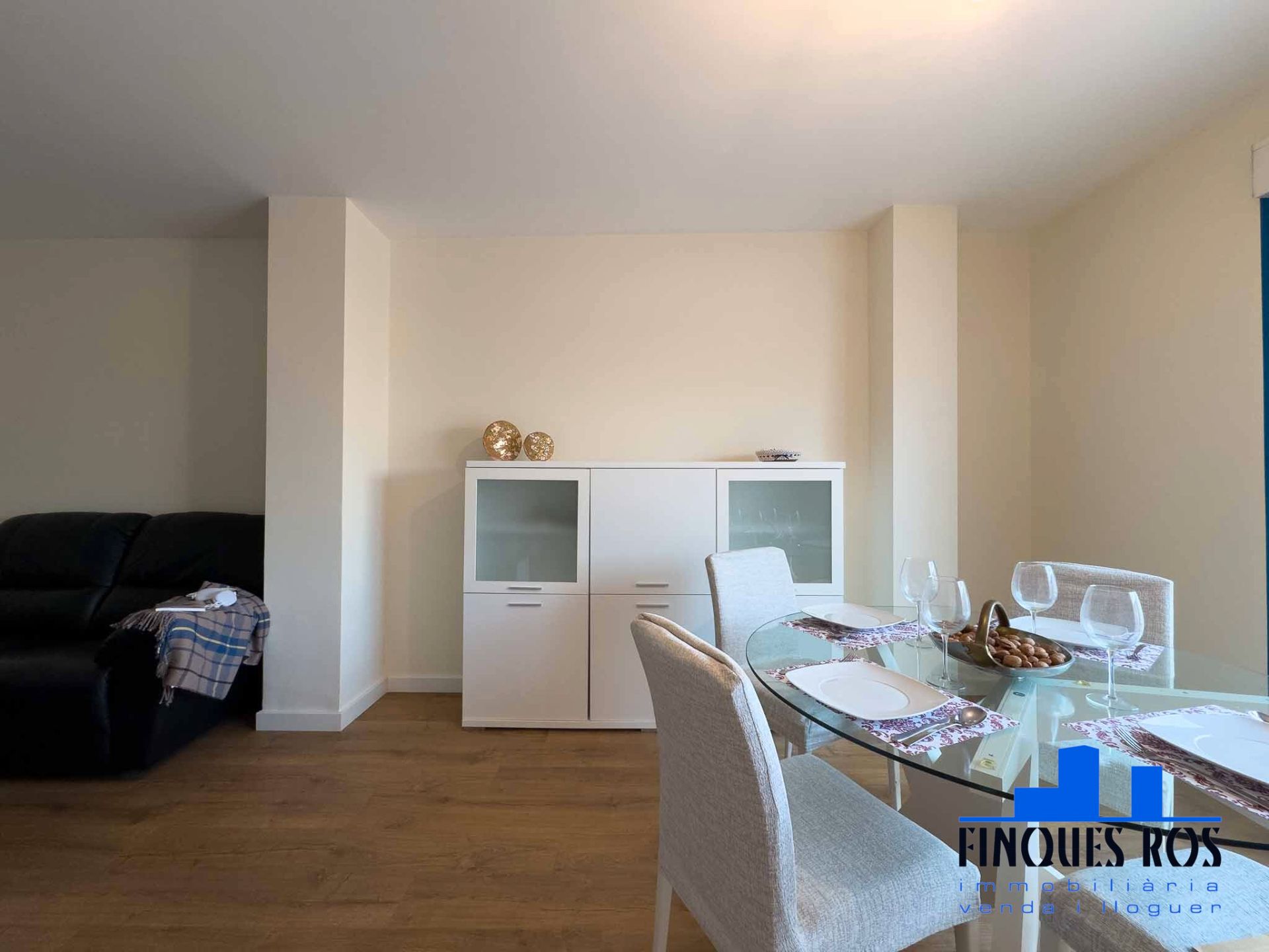 Esszimmer von Dachboden zum Verkauf in Vinaròs mit Klimaanlage, Heizung und Terrasse