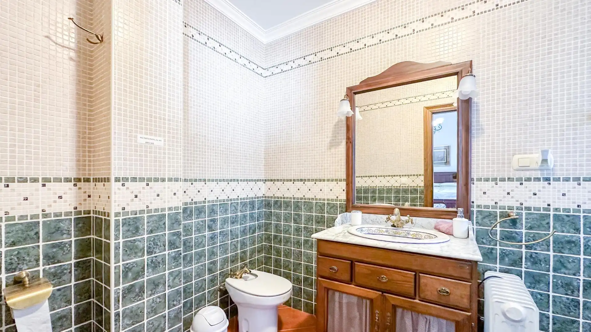 Bathroom of Houses for sale in Almogía  with Air Conditioner, Private garden and Terrace