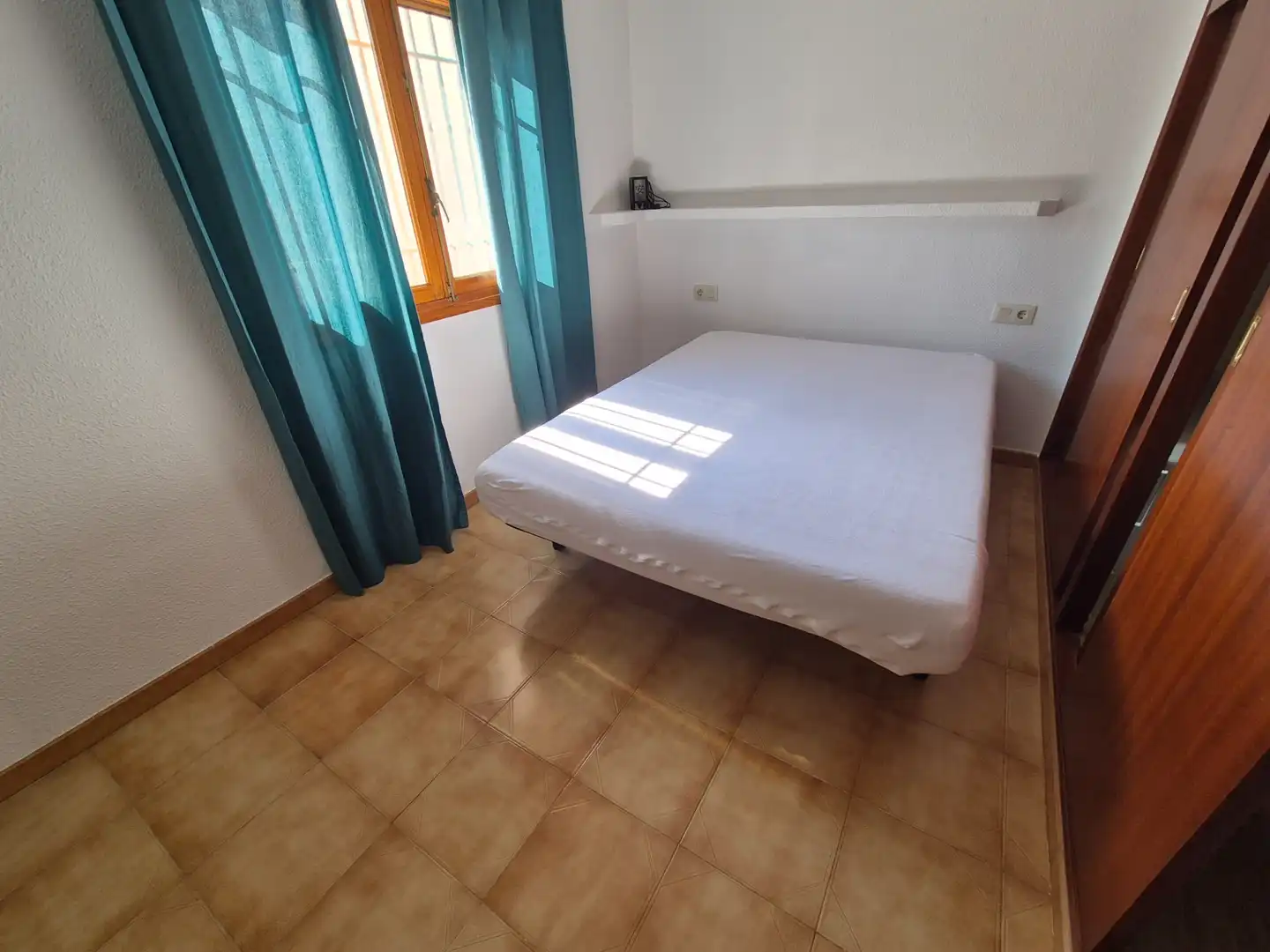 Habitación de Casa o chalet de alquiler en Santa Pola con Aire acondicionado, Terraza y Amueblado