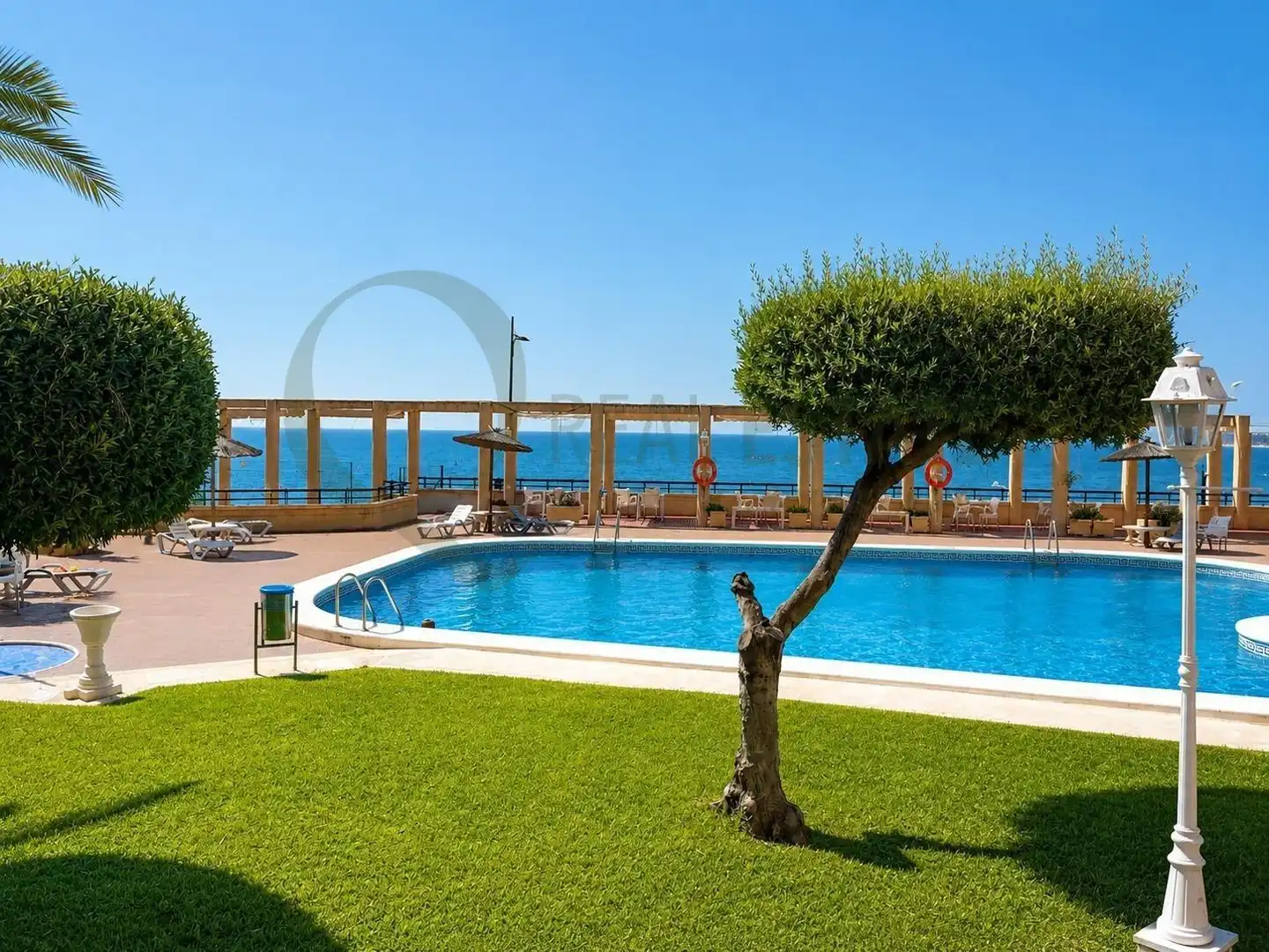 Schwimmbecken von Wohnung zur Miete in El Campello mit Heizung, Privatgarten und Terrasse
