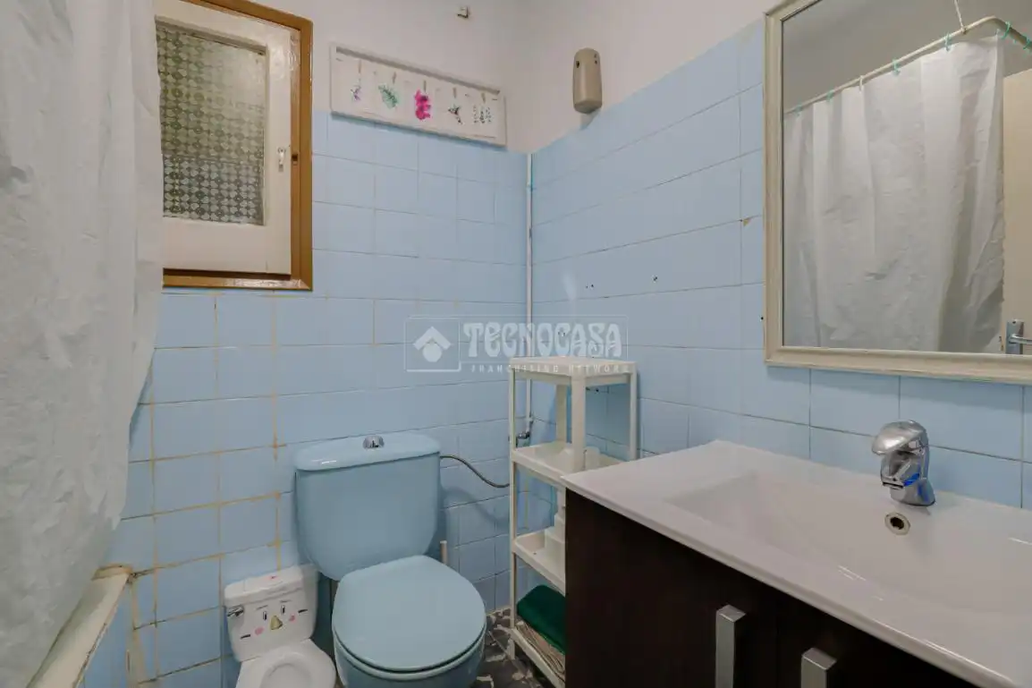 Baño de Piso en venta en Barcelona con Balcón