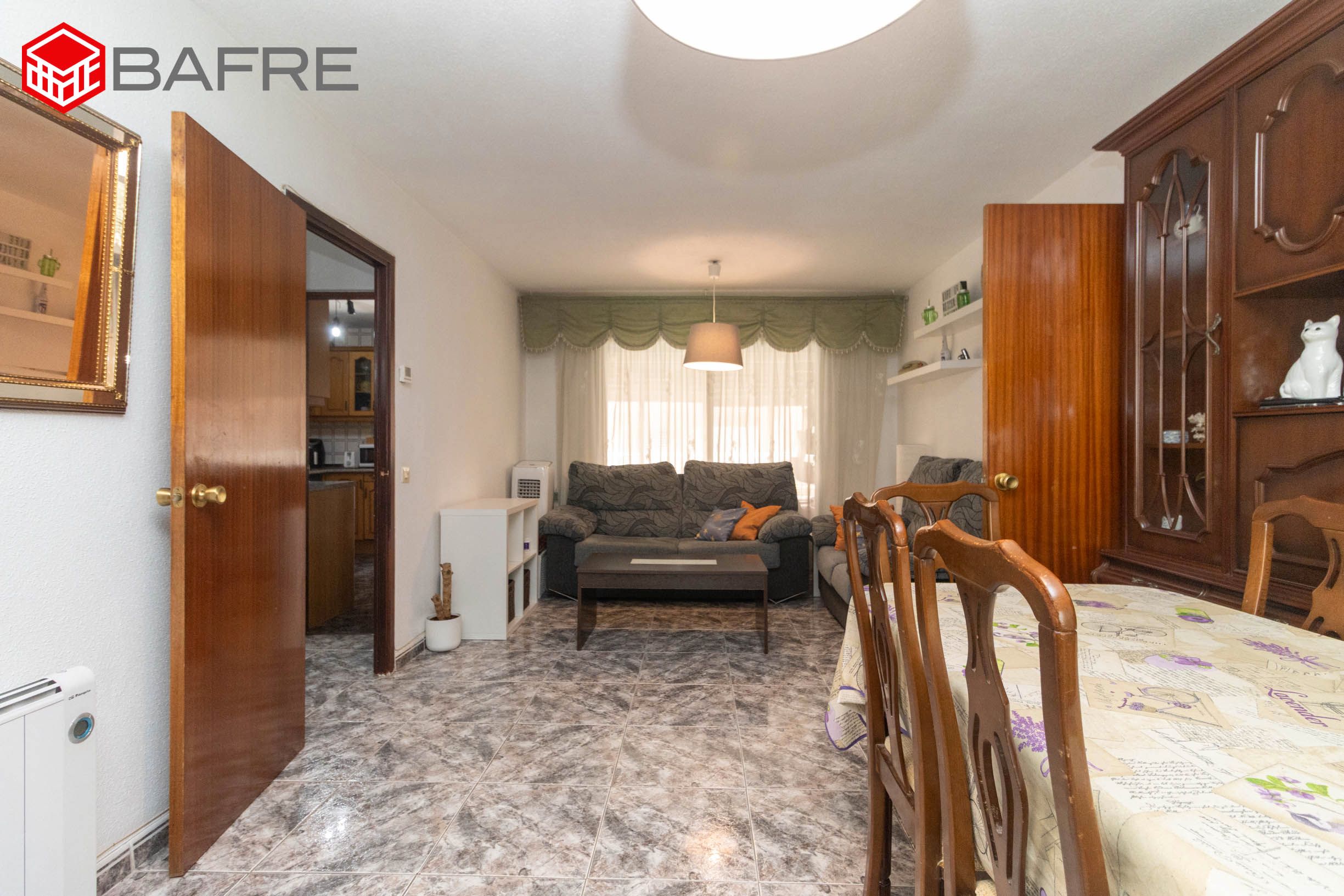 Living room of Flat for sale in  Madrid Capital  with Heating