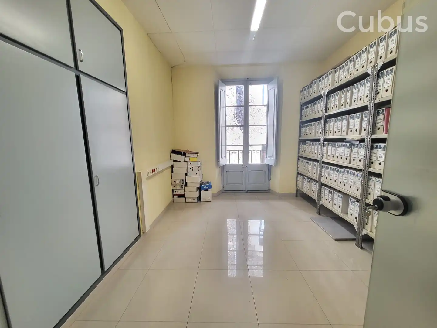 Piso en venta en Olot con Terraza y Balcón