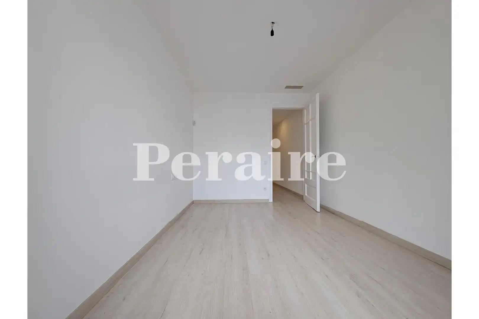 Flat with terrace to rent in Calle Rocafort 80, imagen 9