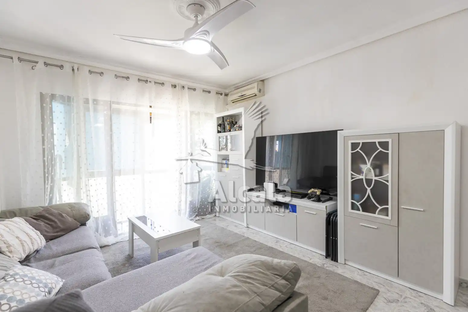 Wohnzimmer von Wohnung zum Verkauf in Ocaña mit Heizung, Privatgarten und Terrasse