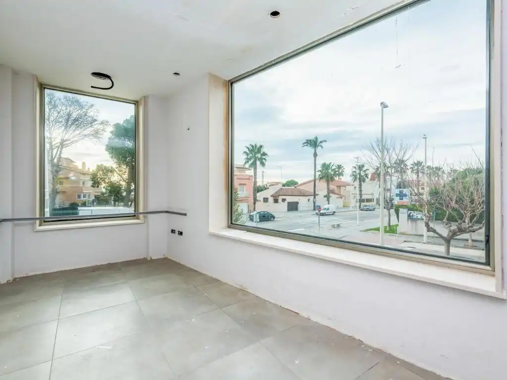 Local en venta en Benicarló