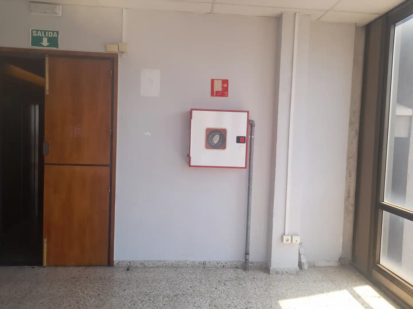 Local de alquiler en L'Hospitalet de Llobregat con Aire acondicionado y Calefacción