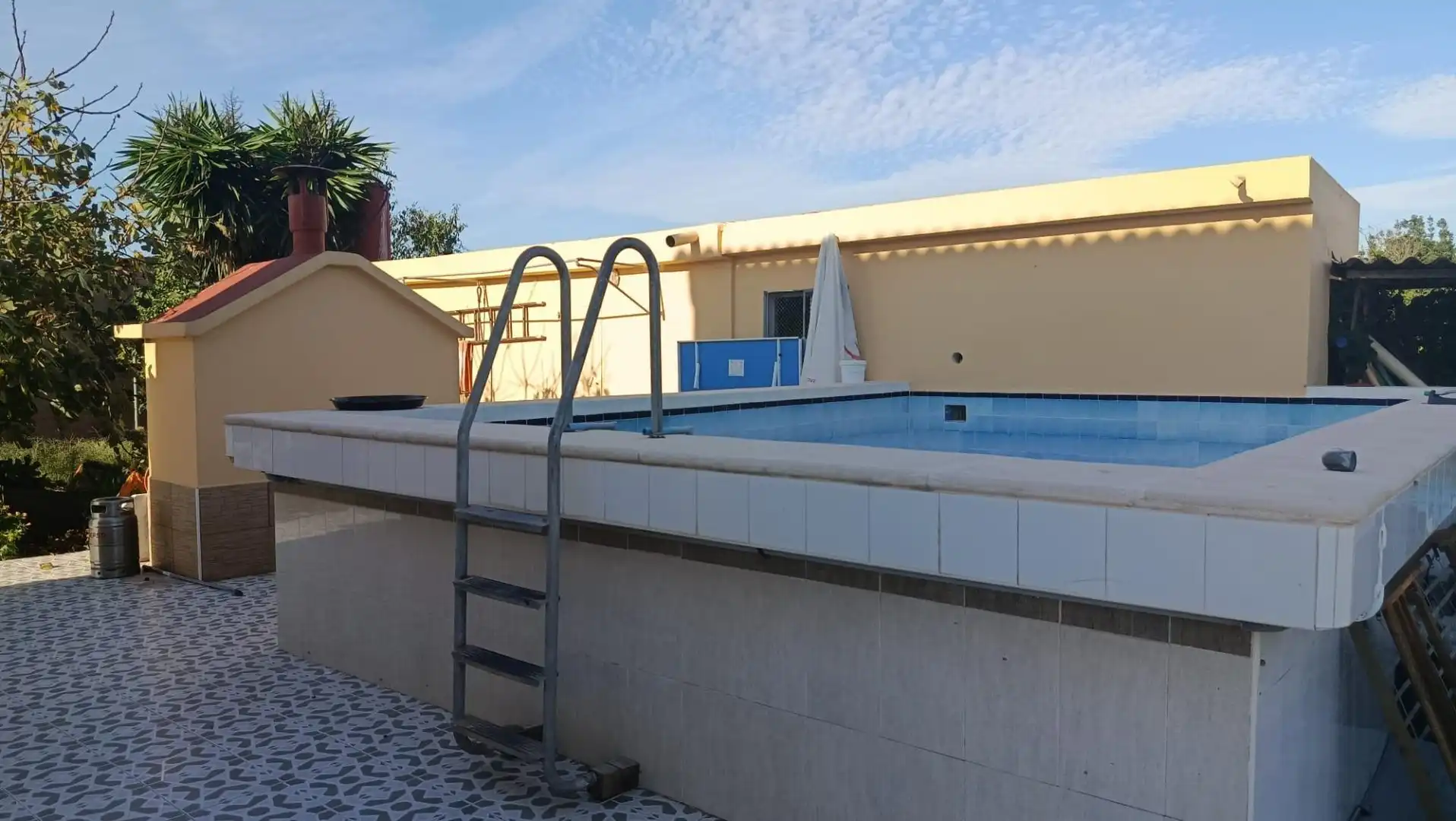 Piscina de Finca rústica en venda en Oliva amb Aire condicionat, Calefacció i Balcó