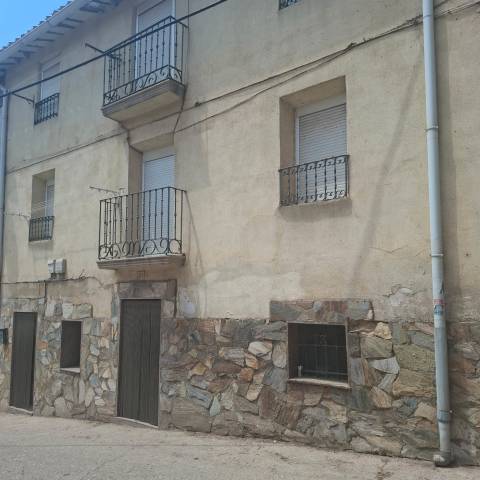 Casa-chalet en Venta en Calle Boticon en Ribafrecha