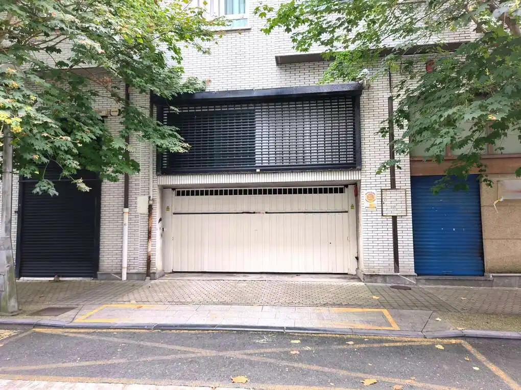 Außenansicht von Garage zur Miete in Donostia - San Sebastián 