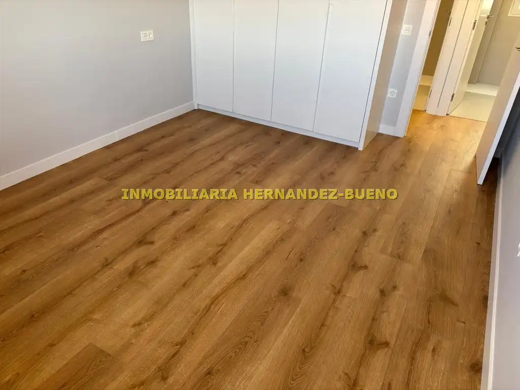 Flat for sale in Salamanca  with Air Conditioner, Heating and Balcony
