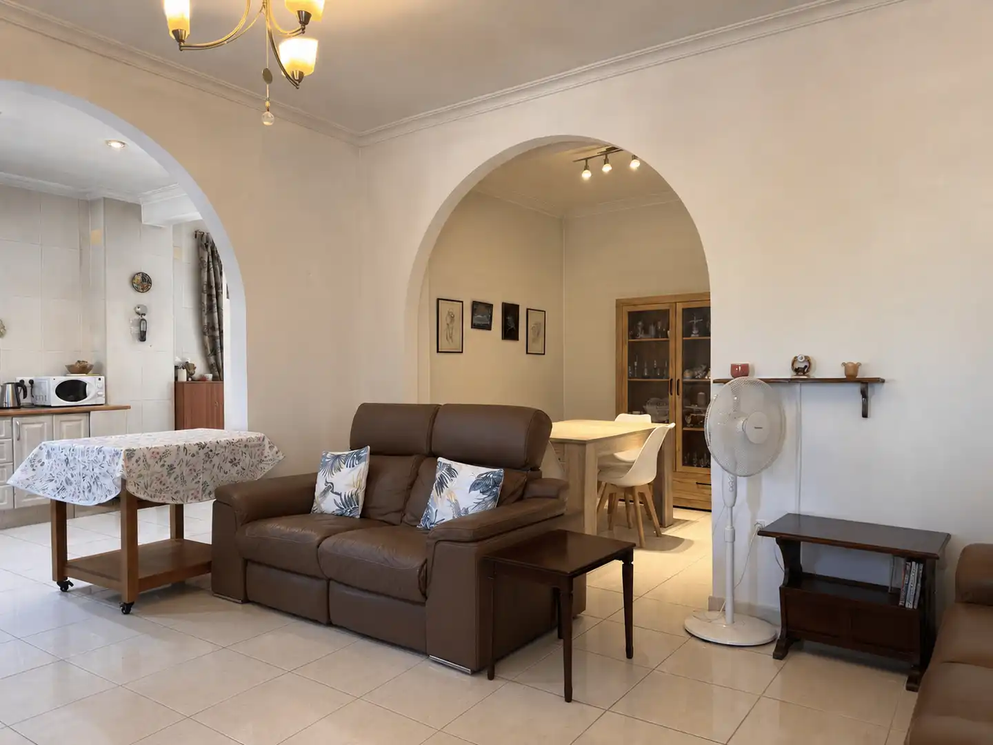 Living room of Houses for sale in Ontinyent  with Air Conditioner, Heating and Storage room