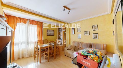 Foto 3 de Piso en venta en Txirrita Bertsolaria Pasealekua, Altza, Donostia - San Sebastián