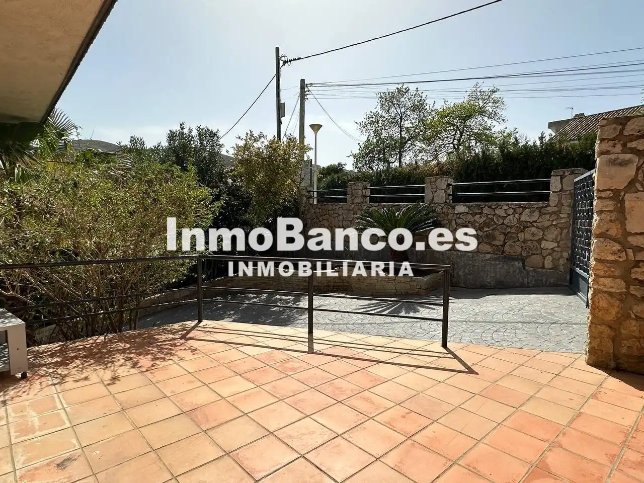 Vista exterior de Casa o chalet de alquiler en Chiva con Aire acondicionado, Calefacción y Jardín privado