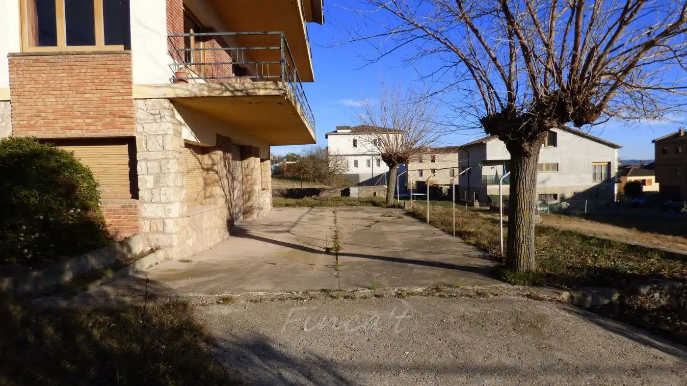 Vista exterior de Casa o xalet en venda en Moià amb Calefacció, Terrassa i Traster