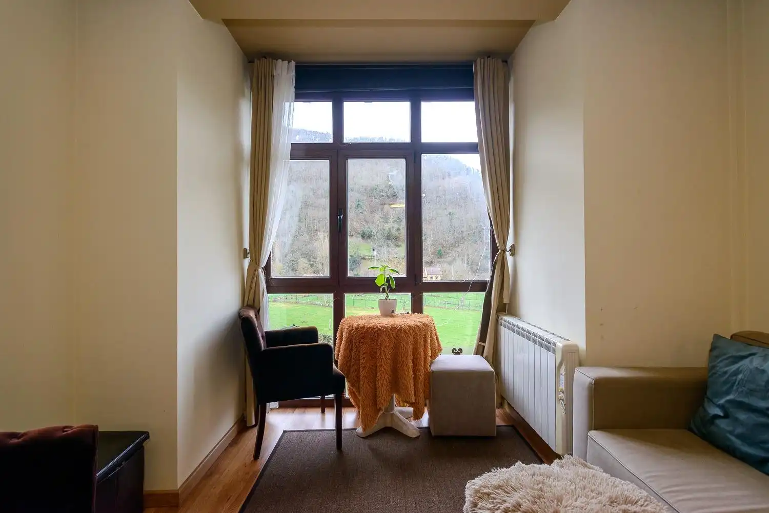 Habitación de Piso en venta en Aller con Calefacción, Trastero y Amueblado