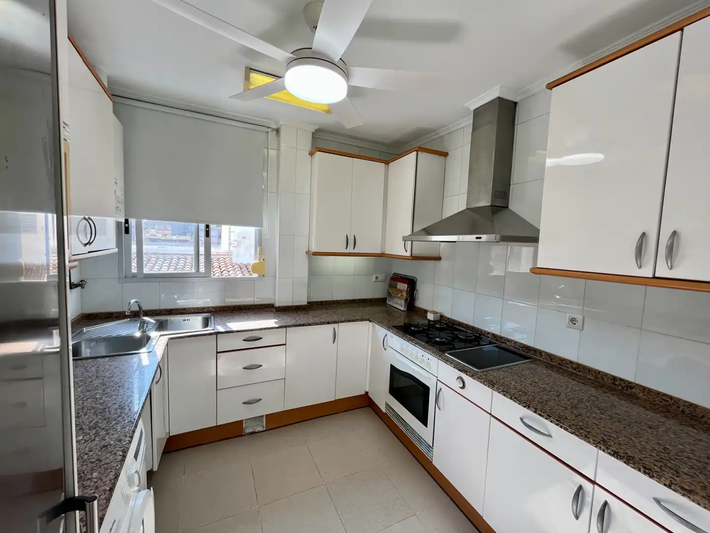 Cocina de Piso de alquiler en Valencia con Aire acondicionado, Calefacción y Terraza