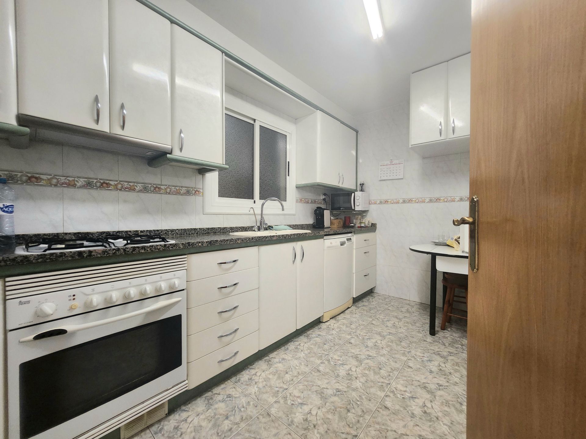 Kitchen of Flat for sale in Terrassa  with Air Conditioner, Heating and Furnished
