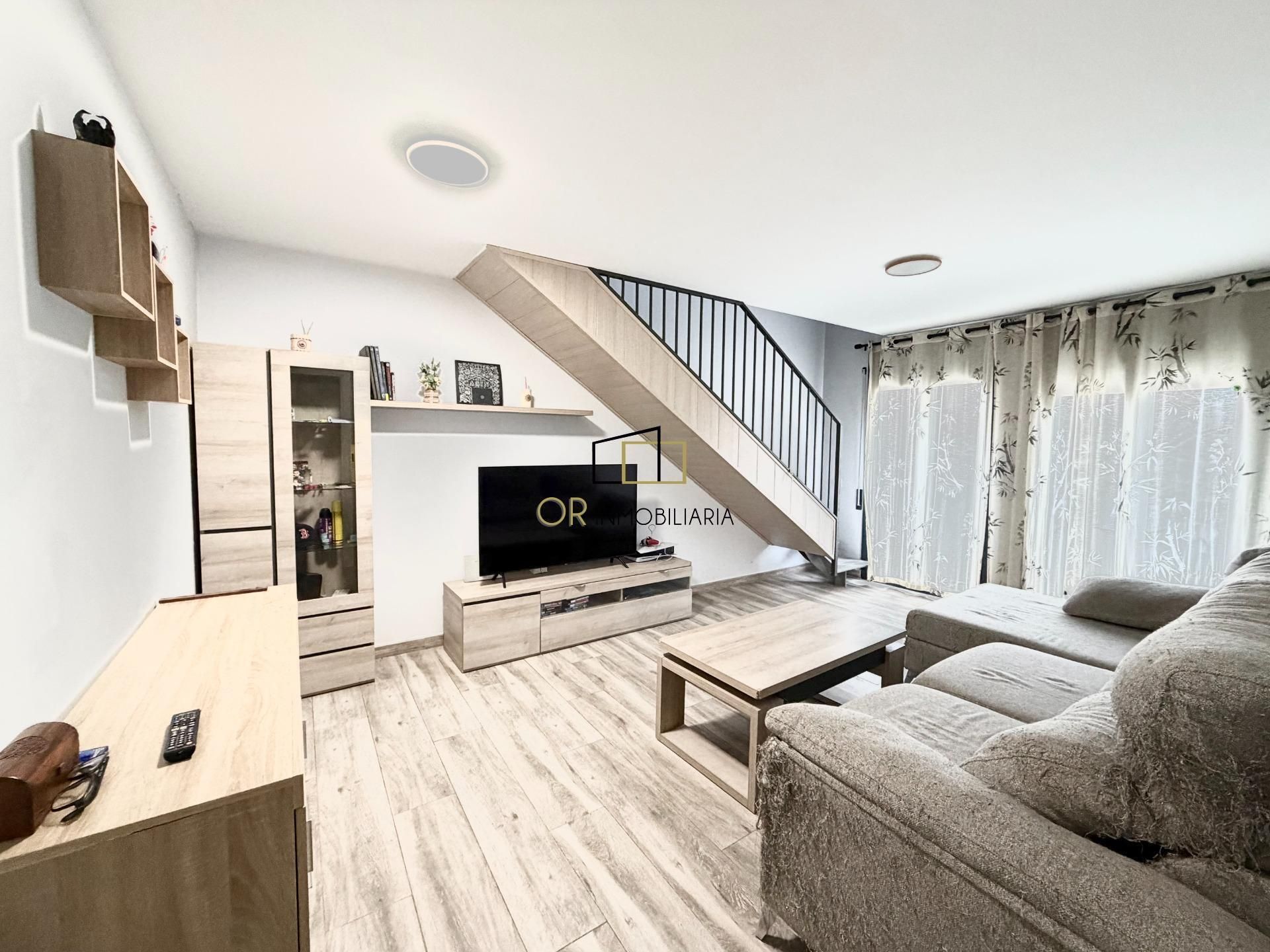 Sala de estar de Piso en venta en Sant Martí Sarroca con Aire acondicionado, Terraza y Balcón