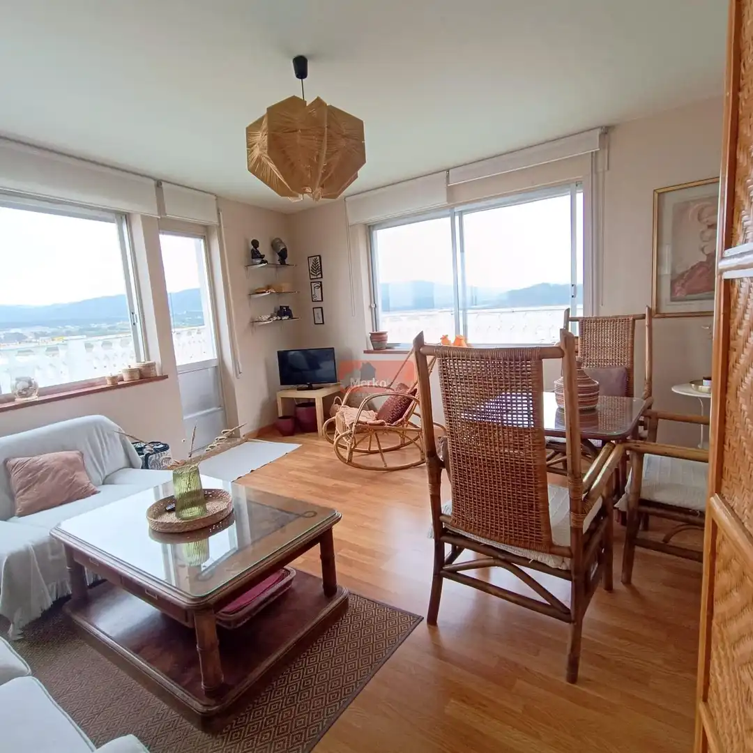 Flat for rent in Foz