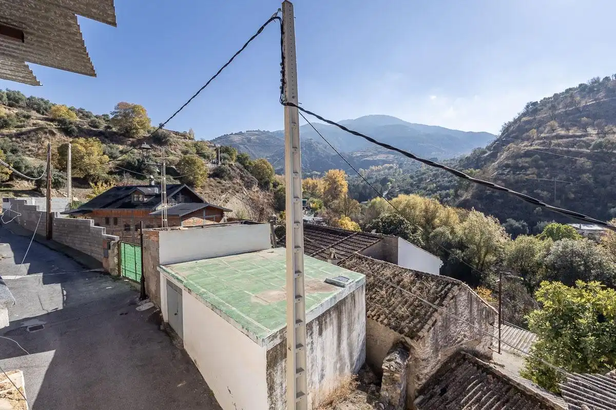 Vista exterior de Casa o chalet en venta en Monachil con Trastero y Balcón