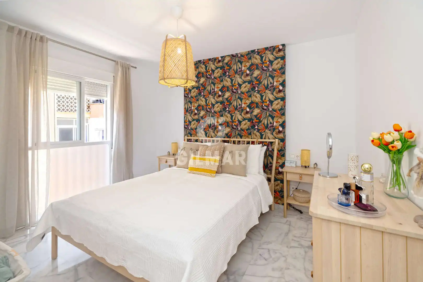 Dormitori de Apartament en venda en Estepona amb Calefacció, Piscina i Balcó