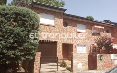 Exterior view of House or chalet to rent in Galapagar  with Swimming Pool, Furnished and Washing machine