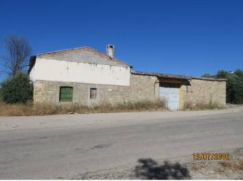 Casa-chalet en Venta en CL Polígono  en Iznatoraf