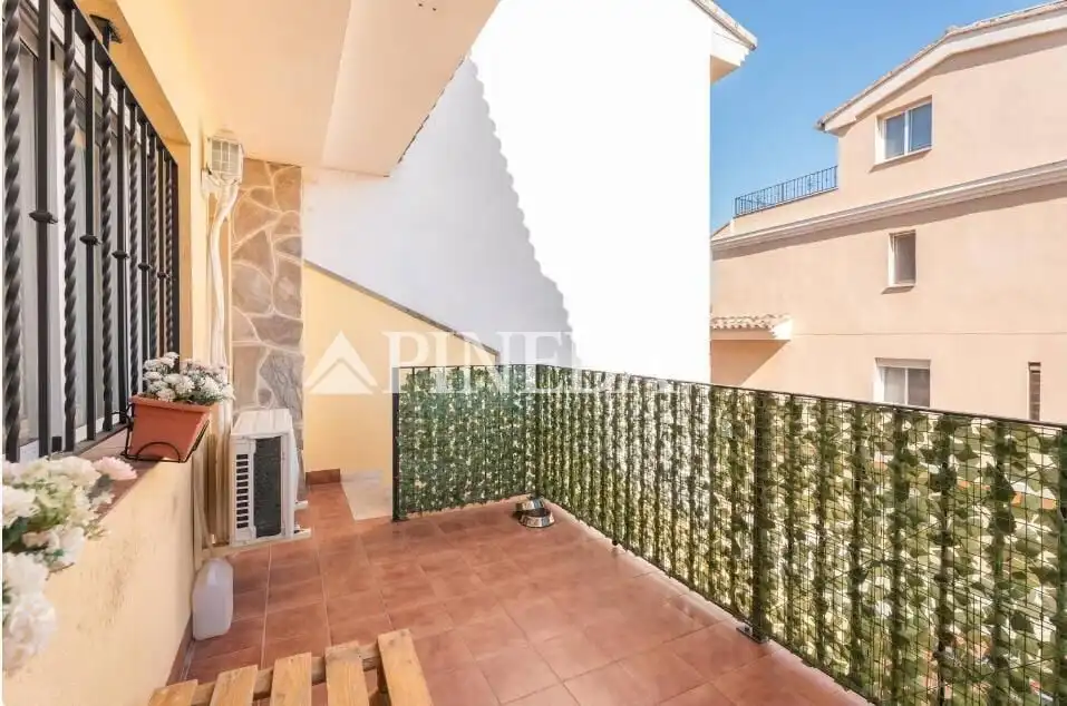 Terrassa de Casa adosada en venda en Soneja amb Aire condicionat, Calefacció i Terrassa