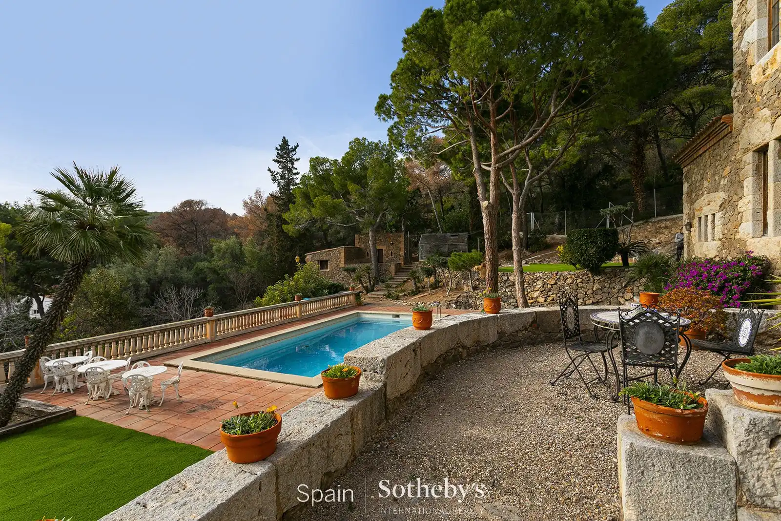 Piscina de Casa o xalet en venda en Castelldefels amb Aire condicionat, Calefacció i Jardí privat