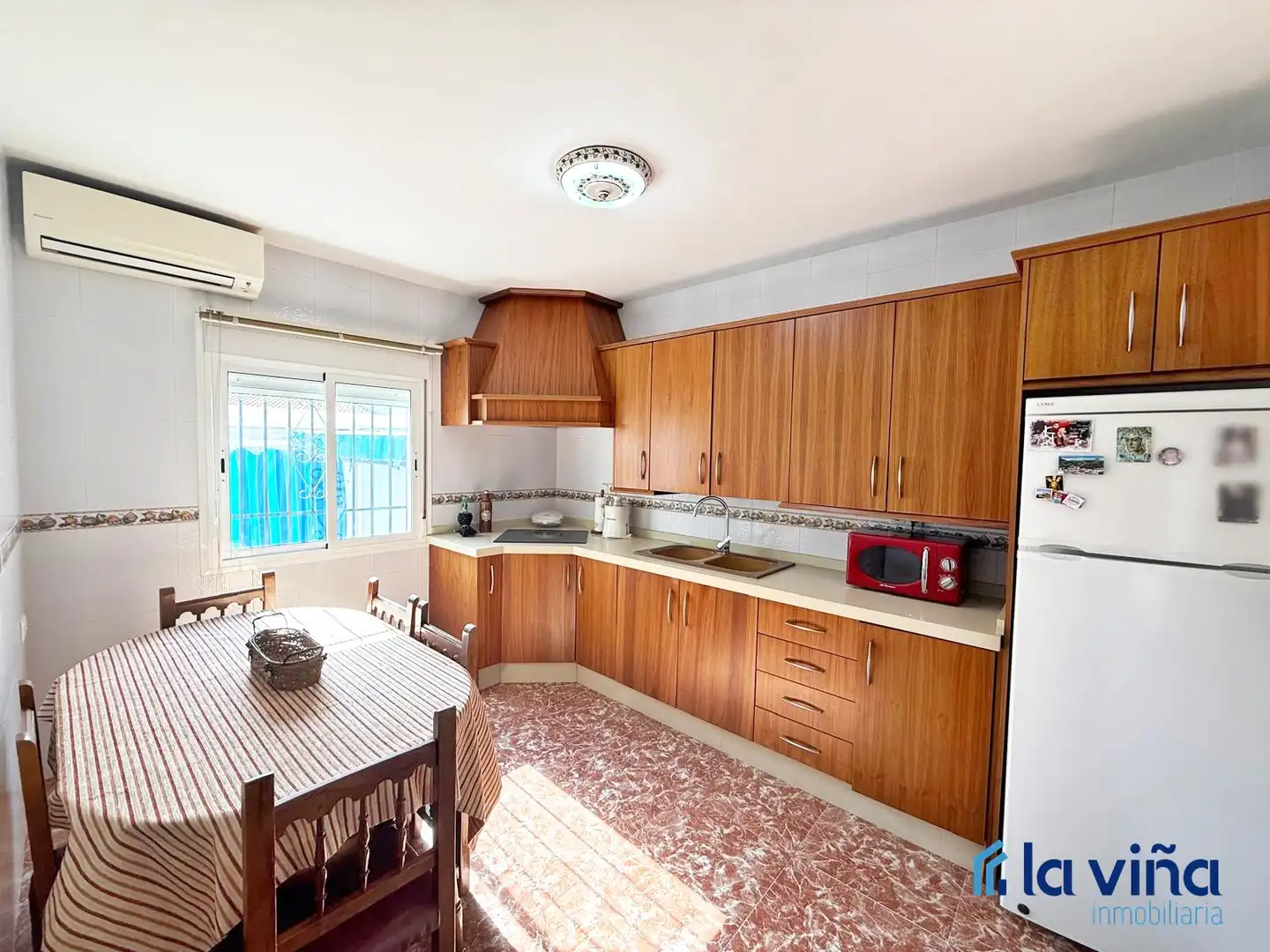 Casa con terraza en venta en Villanueva de Tapia, imagen 6