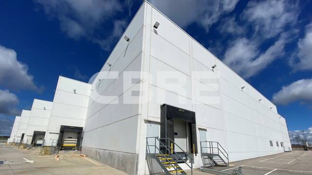 Nave industrial en Alquiler en Calle de Siete Picos, 11 en Zona Industrial