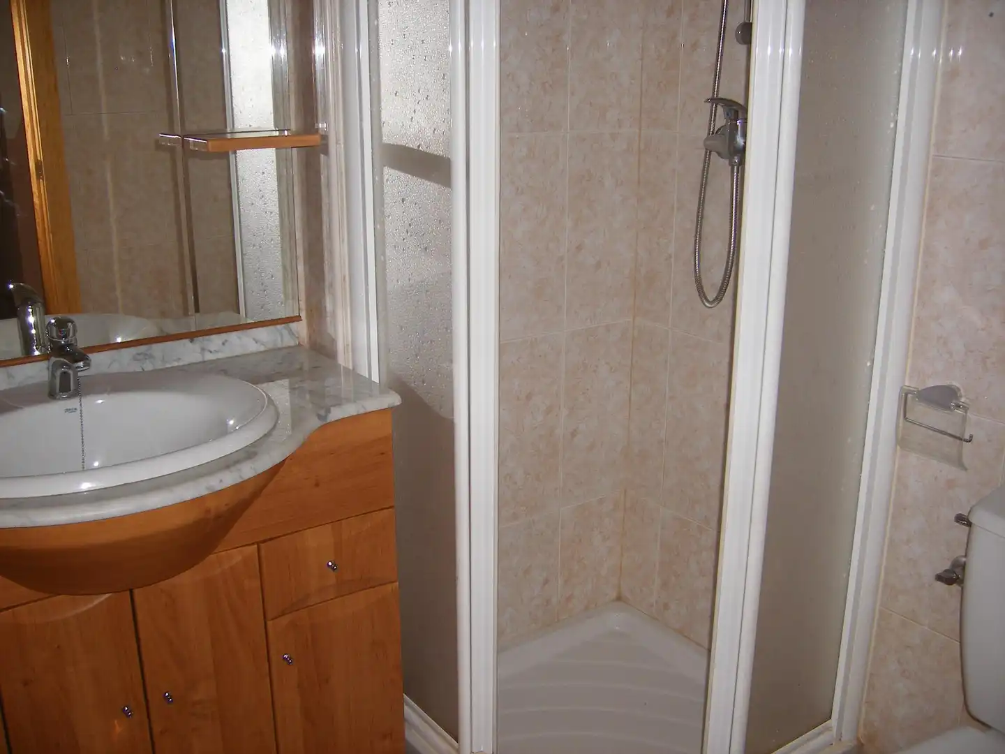Baño de Piso en venta en La Unión con Aire acondicionado
