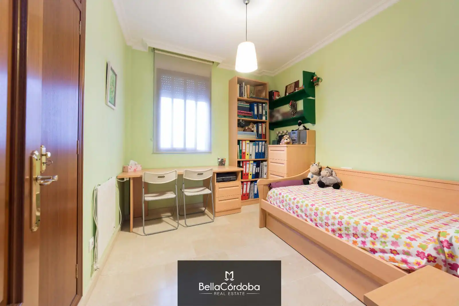 Habitación de Casa adosada en venta en Córdoba con Aire acondicionado, Calefacción y Terraza