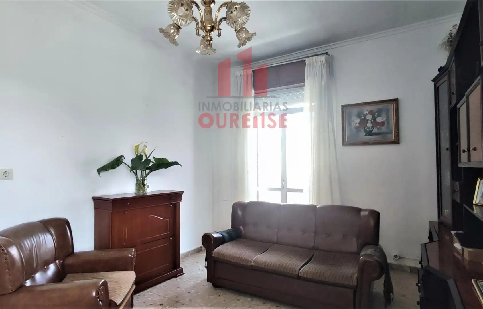 Sala d'estar de Casa o xalet en venda en Ourense Capital  amb Calefacció i Balcó